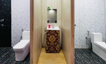 Attached Washroom with Room at The Neelkanth Resort Rishikesh