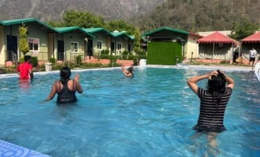 Camp Brook - Swimming Pool