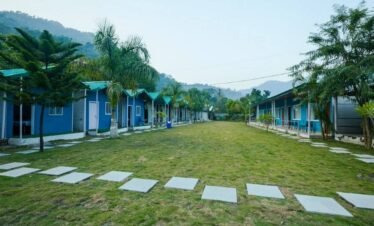 H7 Stay Luxury Cottages & Camps