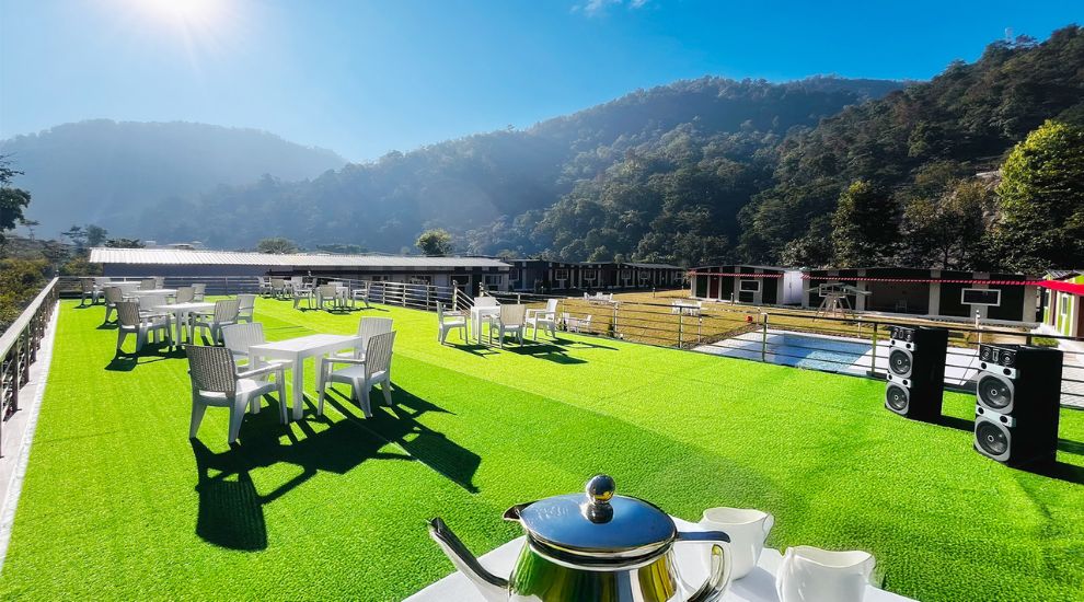 The Neelkanth Resort Rishikesh – Outside Dinning area