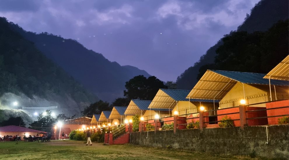 Ecoterra-Solace-Camp-in-Kaudiyala.jpg