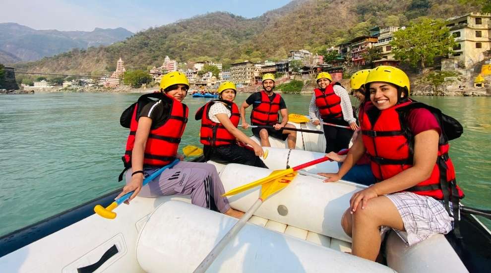 Rafting group trip in rishikesh