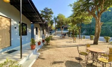 Euphoric Riverside Resort at Mohanchatti